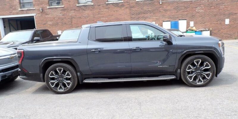 GMC SIERRA DENALI EV