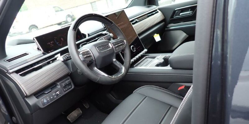GMC SIERRA DENALI EV