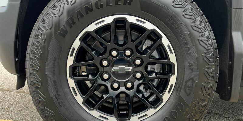 CHEVROLET SILVERADO EV