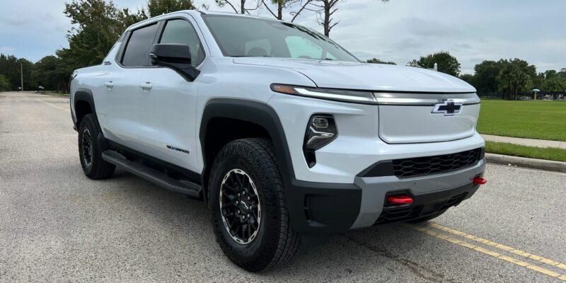 CHEVROLET SILVERADO EV