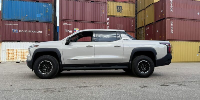 CHEVROLET SILVERADO EV