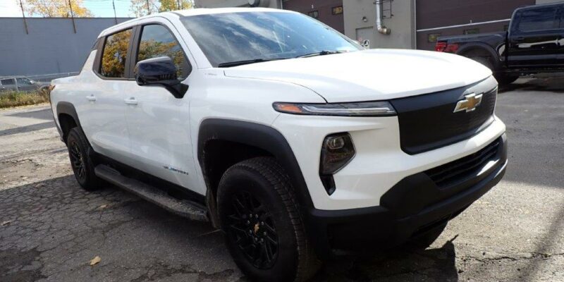 CHEVROLET SILVERADO EV