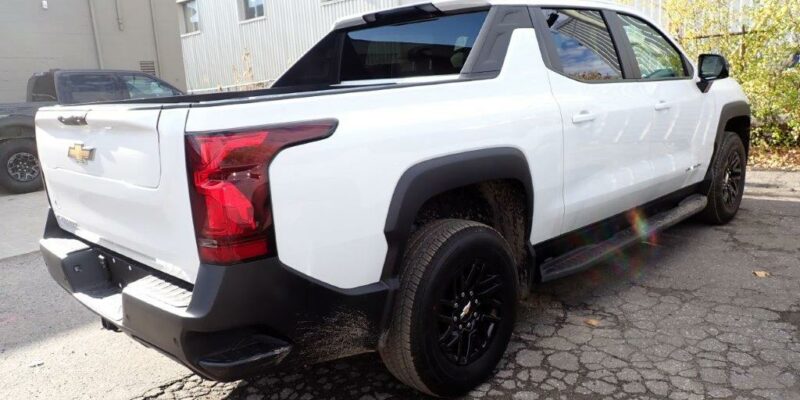 CHEVROLET SILVERADO EV